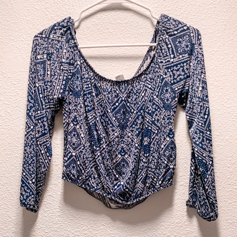 Blue crop top